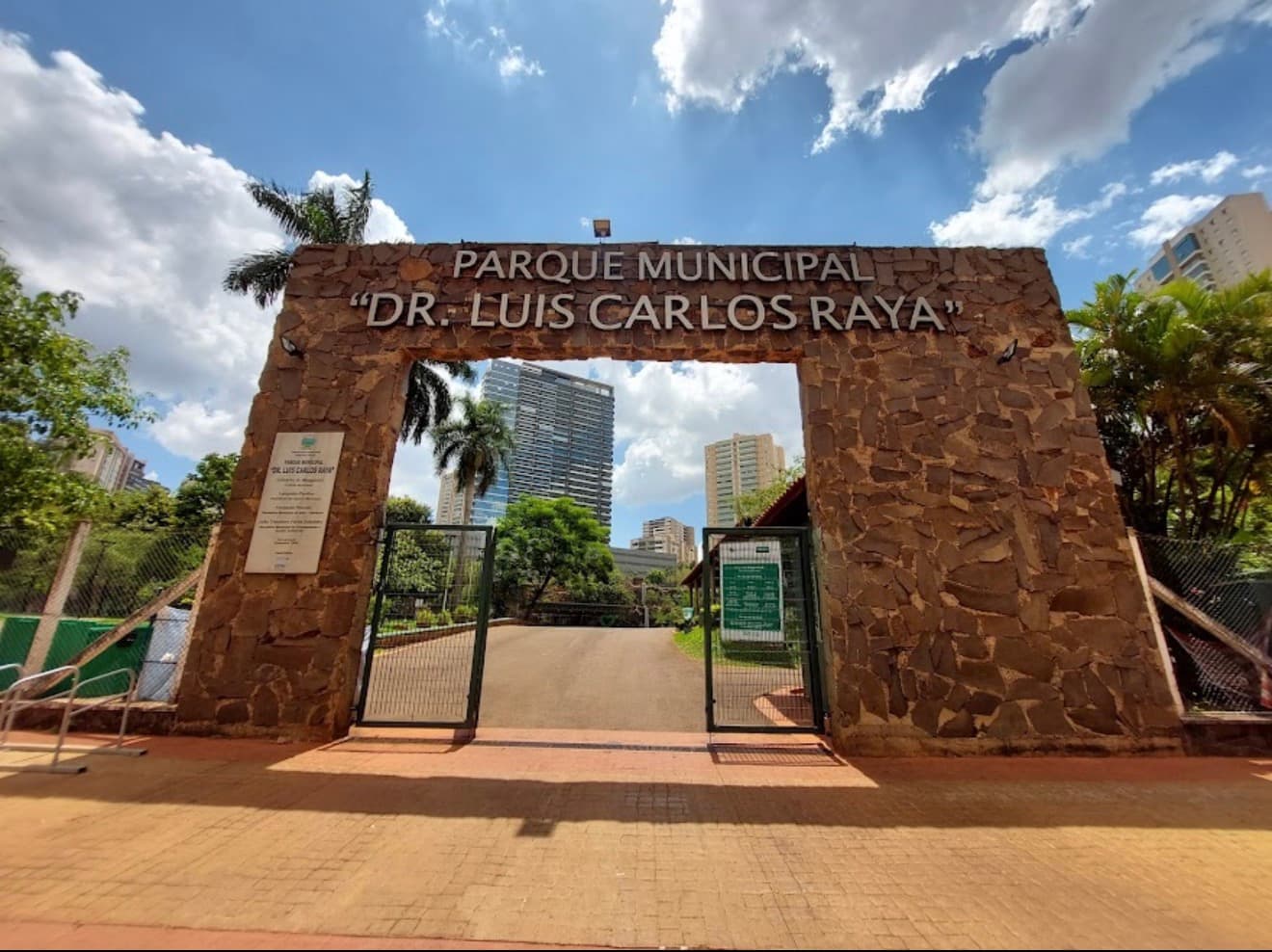 Foto de Parque Municipal Dr. Luis Carlos Raya